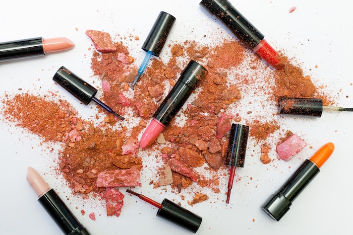 How Cosmetics Businesses Can Eliminate Supply Chain Disruptions